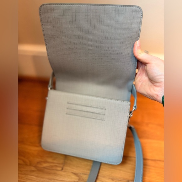 Dagne Dover Epic Crossbody - Picture 3 of 6